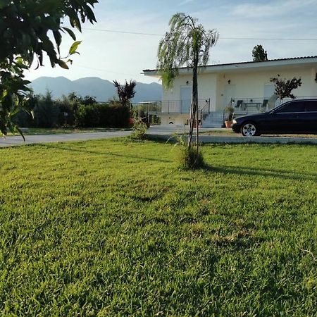 Villa Filoxenia Amarynthos Luaran gambar