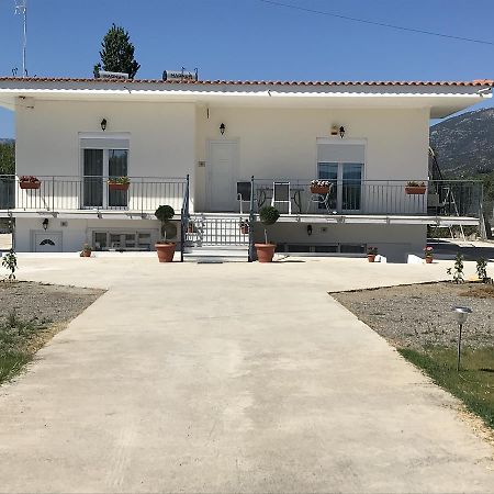 Villa Filoxenia Amarynthos Luaran gambar