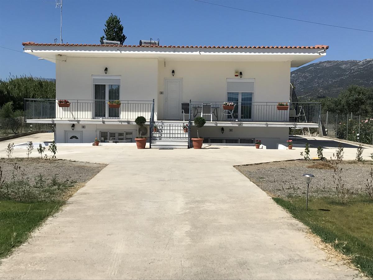 Villa Filoxenia Amarynthos Luaran gambar